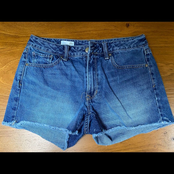 GAP Shorts Gap Size 26 Shorts Poshmark